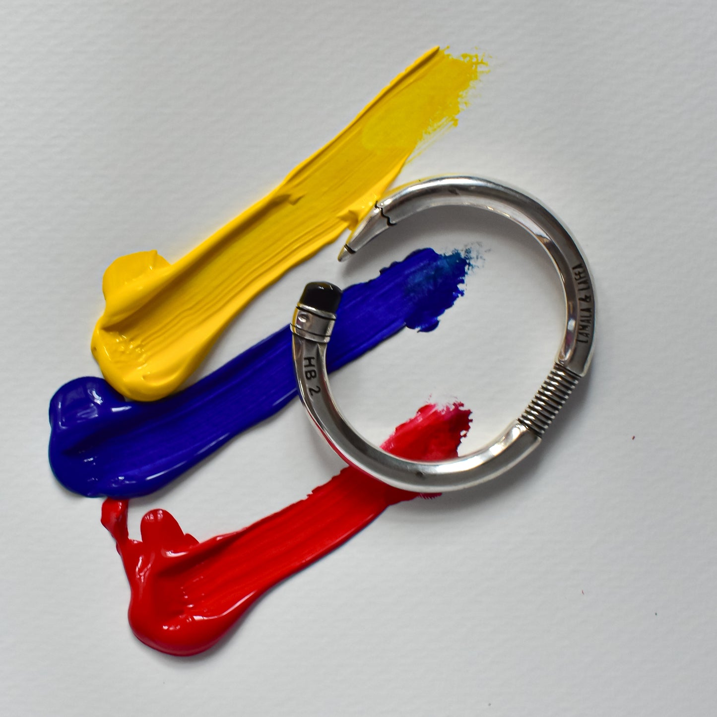 "Lápiz" Cuff Bracelet