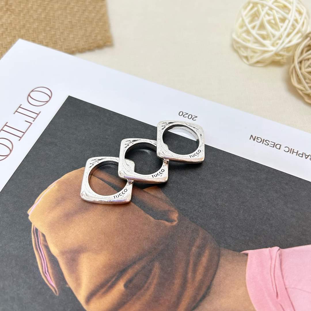 "Pura" Ring