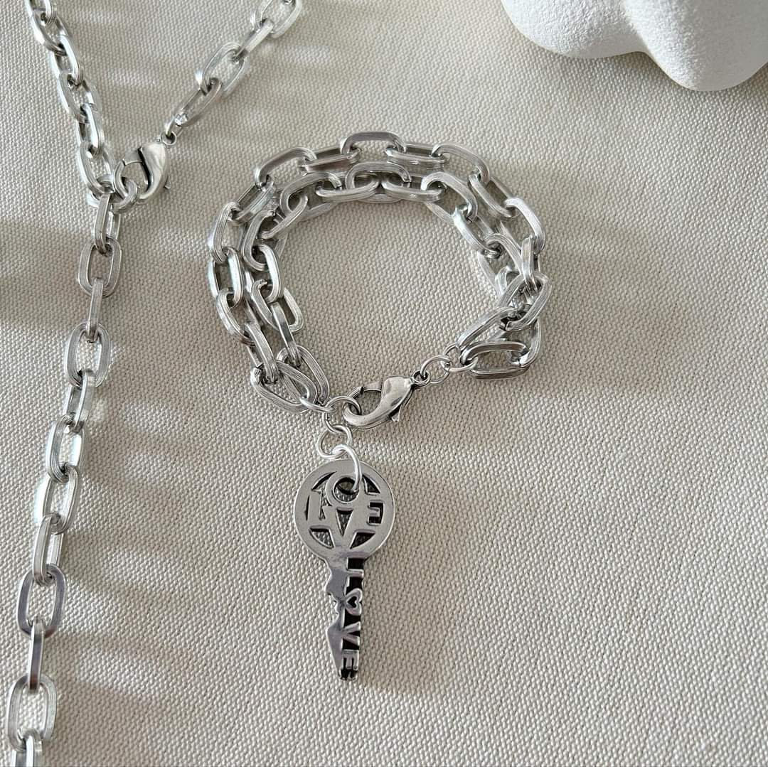 "Desbloqueando el Amor" Bracelet