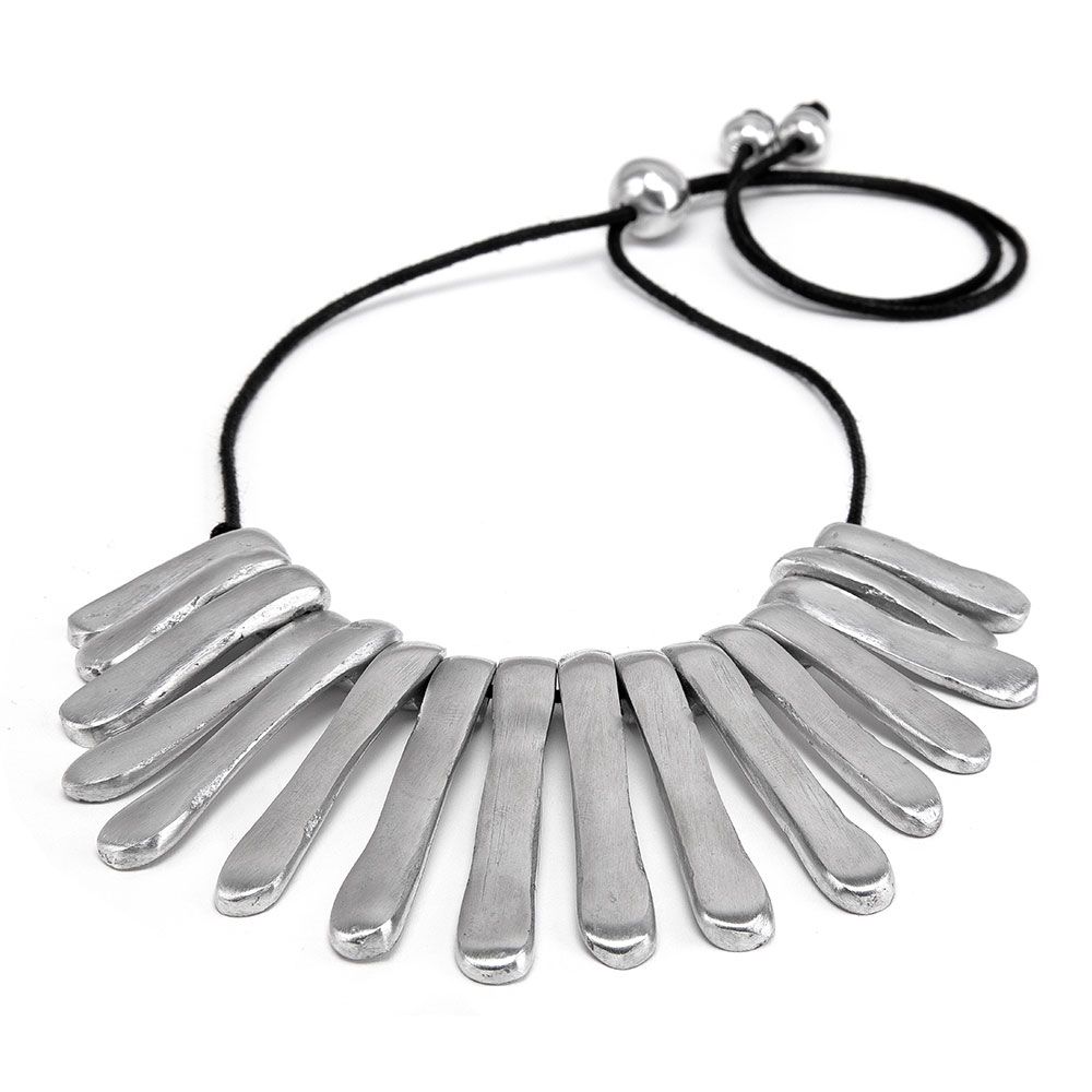 String Necklace With Bars