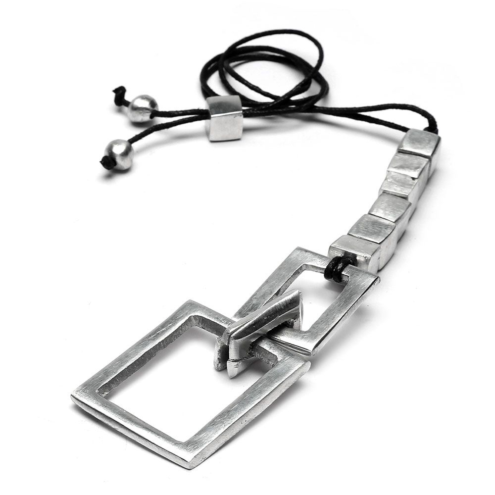 Rectangular Pendants Wire Necklace