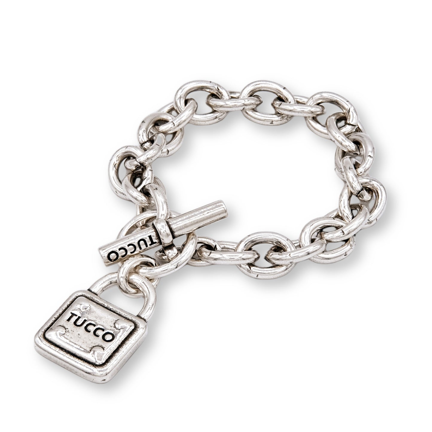 "Closed" Bracelet