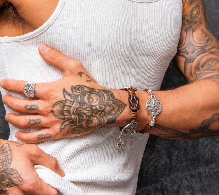 "Brújula" Braided Leather Bracelet