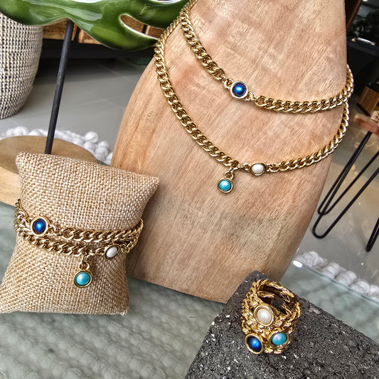 "Me Va De Perlas" Necklace