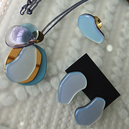 Antúra Blue Blossom Long Necklace