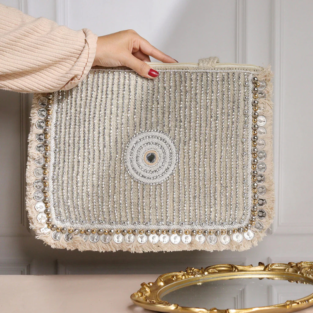 Bonita White Jute Coin