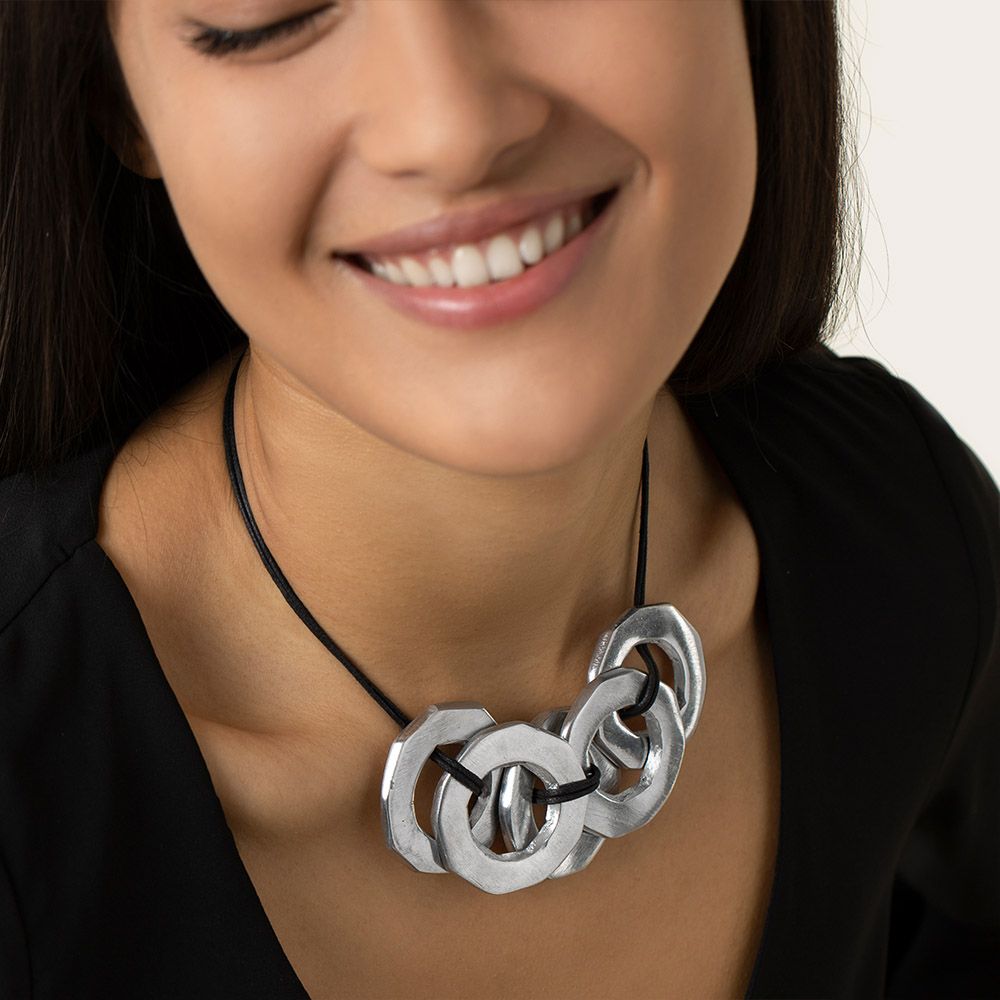 5 Washers Wire Necklace