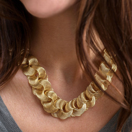 Sinuous Necklace