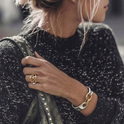 "Caótica" Bangle Bracelet